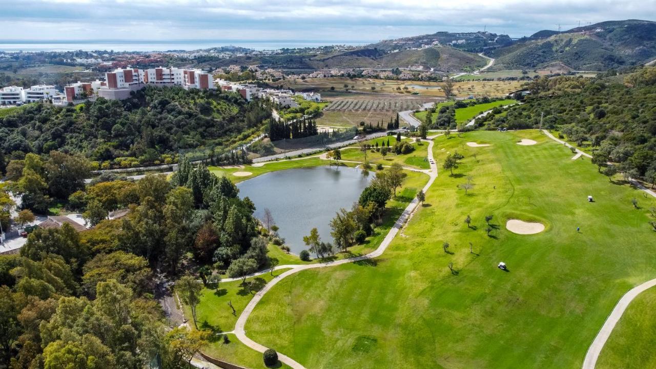 El Lago De Los Arqueros 2 Bedrooms Penthouse En Benahavís Exteriér fotografie