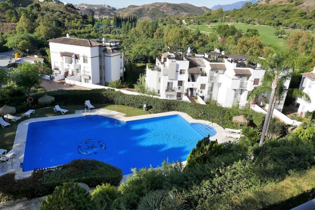 El Lago De Los Arqueros 2 Bedrooms Penthouse En Benahavís Exteriér fotografie
